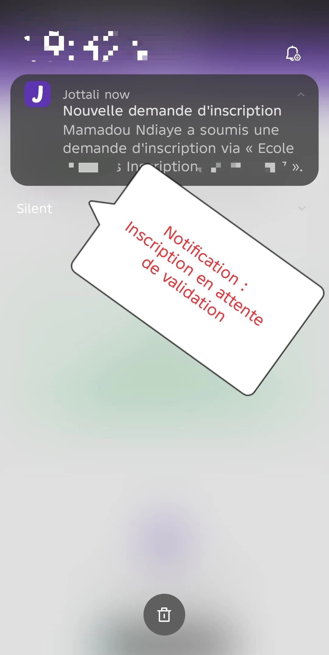 Notification mobile signalant une nouvelle demande d'inscription